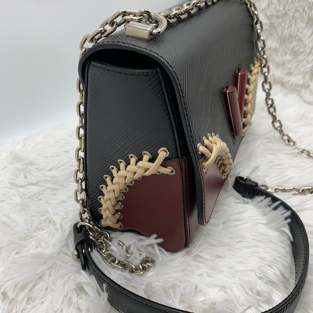 ❌SOLD❌Louis Vuitton Epi Braided Twist MM bag - Picture 8 of 16